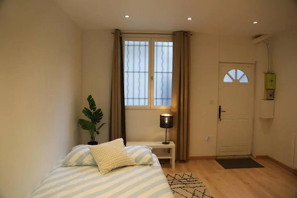 Apartment Studio Au Coeur De Paris